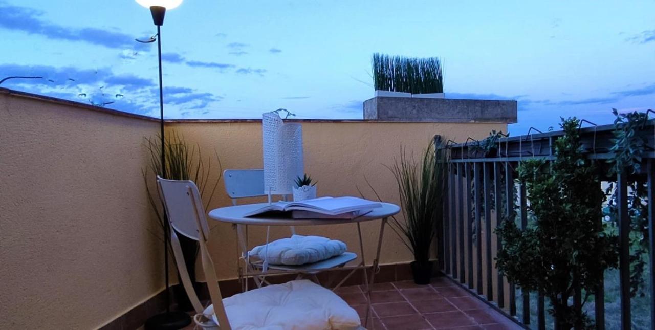 La Casa De Fuentetoba Villa Luaran gambar